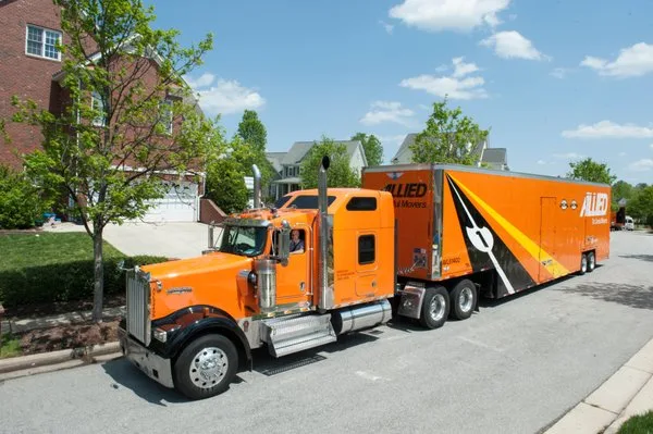 Central Van & Storage Of Charleston INC