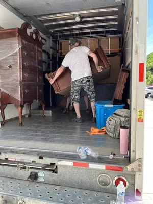 Wv Second Chance Moving LLC